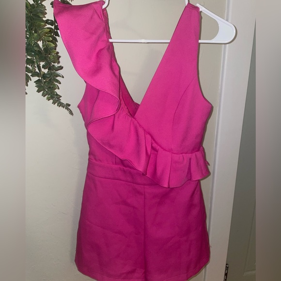 DO+BE Bubblegum Ruffle Romper - Picture 3 of 6